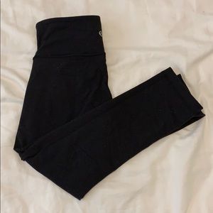 Lululemon Wunder Under Cropped